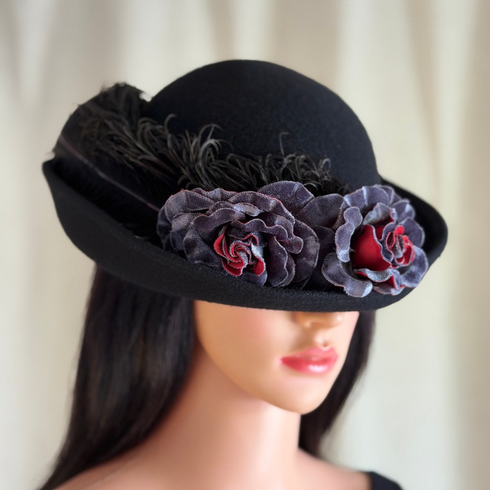 Vtg 90s Does 40s Black Wool Felt Tilt Hat Velvet Rose Ostrich Feather Whimsygoth